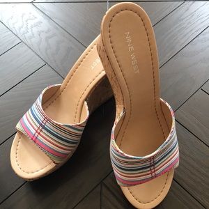 Nine West Size 8 Fatamao Fuchsia Fabric Wedge Shoe